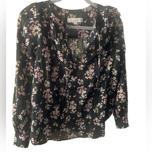 Floral LOFT blouse with puffed sleeves and button cuffs